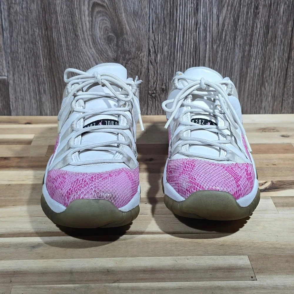 Jordan‎ Retro 11 Low Pink Snakeskin GS Size 6Y White 580521-108 2013